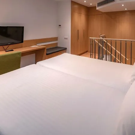 Playa De * Castelldefels